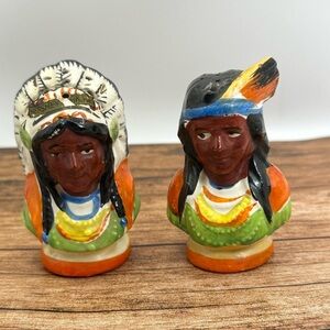 Vintage North American Indian Salt & Pepper Shaker Set Hershey Park PA Souvenir